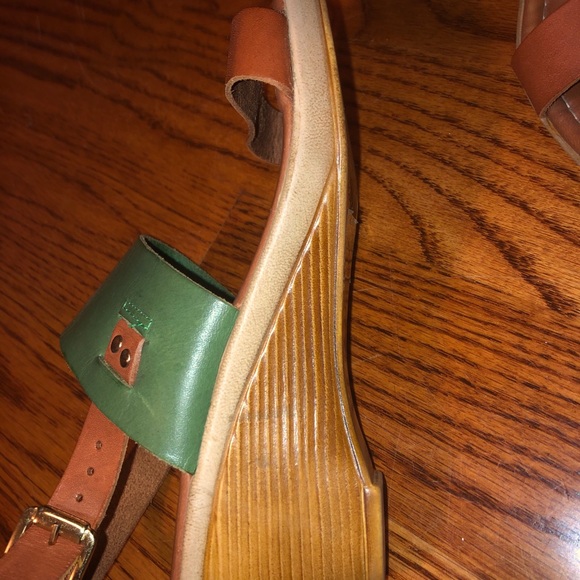 100% leather Italian wedge sandals - Picture 5 of 6